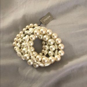 Chico’s Multi-Pearl Stretch Bracelet